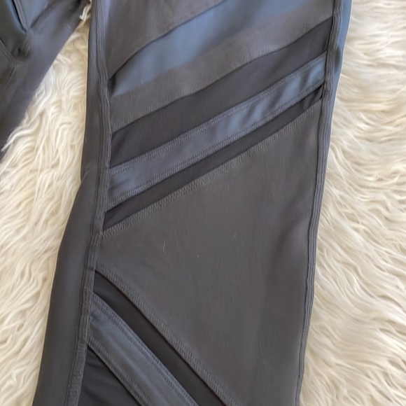 Alo leggings. Size large - Picture 4 of 4